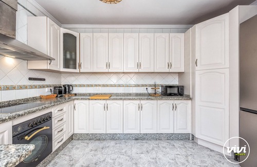 Fuengirola Chalet De Esquí | Casa Elola | Con terazza en Fuengirola