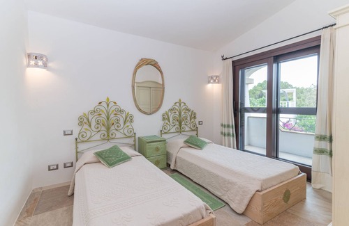 Arzachena Casa | Casa Elvi with Wi-Fi & Private Pool