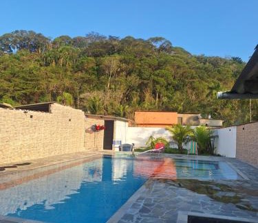 Caiubura Casa | Casa em Bertioga com piscina aquecida