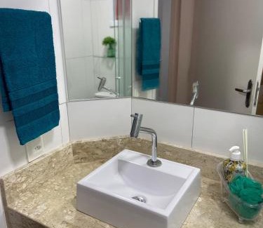 Indaia Apartamento | Casa em Bertioga condomínio 200 metros da praia