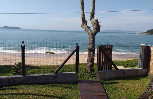 Governador Celso Ramos Casa | Casa em frente ao mar, Gov C Ramos SC