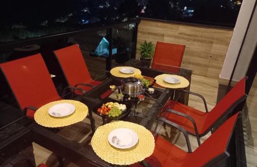Vila Telma Casa | Casa em Campos do Jordão com bela vista