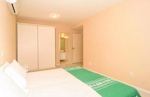 Ingleses do Rio Vermelho Villa | Casa em Cond. Fechado, poucos passos da Praia P539