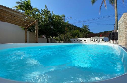 Balneario Praia do Pernambuco Casa | Casa em condomínio a 600m da praia de Pernambuco ideal para família
