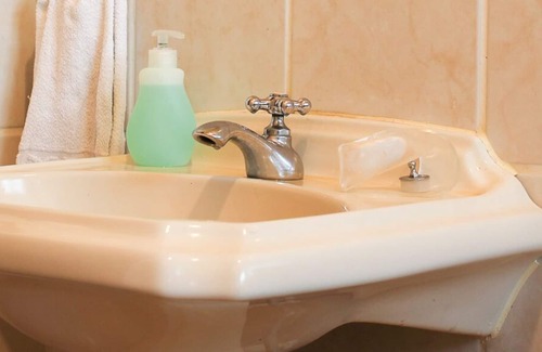 Itai Casa | Casa em Condomínio com Piscina e Acesso a Represa