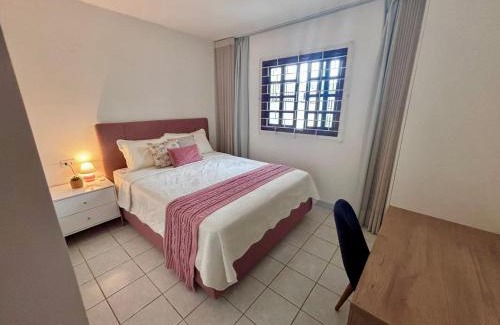 Sao Lourenco Casa | Casa em Curitiba perto da Pedreira e Opera de Arame, com Ar Condicionado 3Quartos