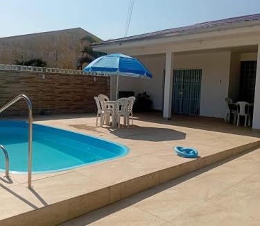 Guaratuba Casa | Casa em Guaratuba com piscina