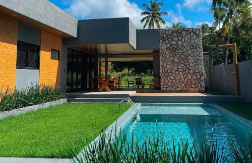 Passo de Camaragibe Casa | Casa em Milagres| 3 suítes, área gourmet, piscina