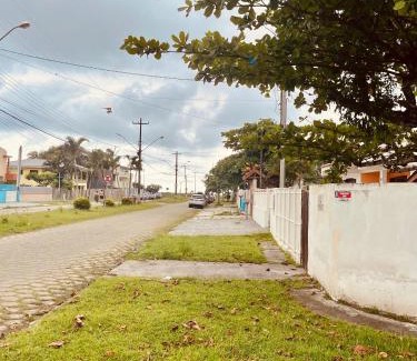 Pontal do Parana Casa | Casa em Shangri-lá perto da praia para até 10 pessoas