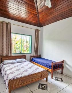 Jardim Samambaia Casa | Casa em Ubatuba, bairro tranquilo e bem localizado ambiente familiar
