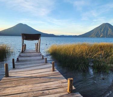Santa Cruz La Laguna Casa | Casa Emanuel frente al lago