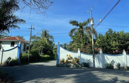 Parrita Casa | CoMpLeJo 3 DiAmAnTeS, cerca de 3 parques nacionales en Costa Rica
