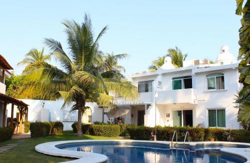 Club Santiago Casa | Casa en la playa en Club Santiago Manzanillo