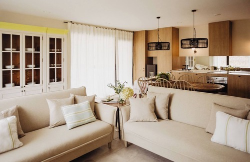Leza Casa | CASA en RIOJA ALAVESA con JARDIN, BARBACOA y PARKING PRIVADO(apta para mascotas)