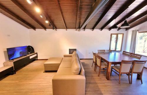 Villa Los Coihues Casa | Casa en San Carlos de Bariloche