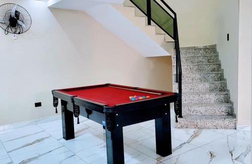 Caicara Casa | Casa Encantadora com opcao de piscina aquecida, lazer completo e do lado da praia