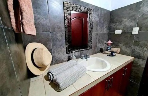 Olon Villa | Casa entre el Mar y la Naturaleza, Confort & Relax