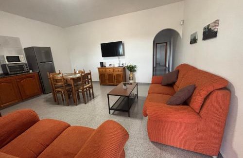 Tias Apartamento | Casa Entre Montaña