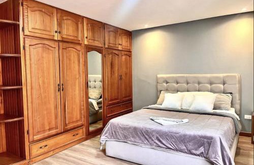 San Sebastián Casa | Casa Equipada cerca Hotel Oro Verde Cuenca