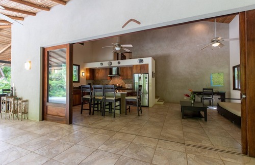 Garza Casa | CASA ESCONDIDA | SERENE RETREAT IN BLUE SPIRIT COMMUNITY