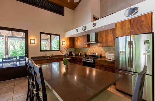 Garza Casa | CASA ESCONDIDA | SERENE RETREAT IN BLUE SPIRIT COMMUNITY