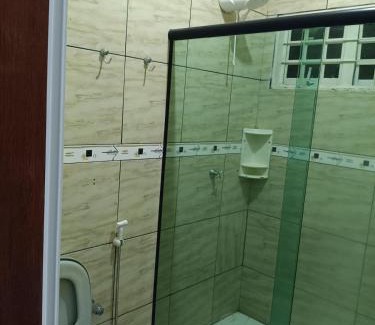 Barra do Garcas Casa | Casa espaçosa, com ar condicionado em todos os quartos