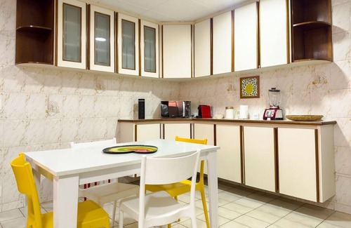 Carapicuiba Casa | Casa espaçosa na Granja Viana