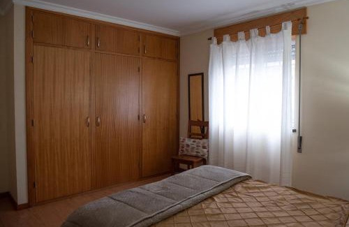 Angra do Heroismo Apartamento | Casa Espaçosa perto de Angra