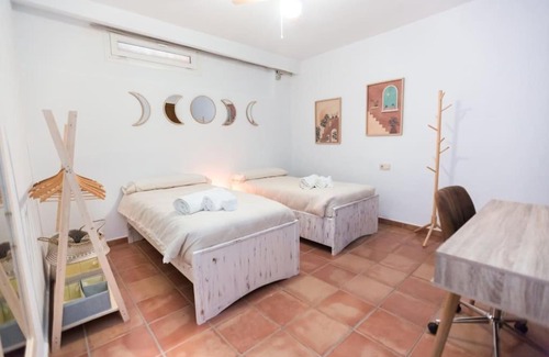 La Zubia Casa | Casa espaciosa cerca de Monachil