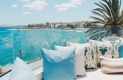 Melenara Casa | CASA ESPERANZA *Family Home Over the Sea*