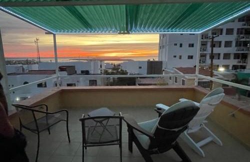 La Paz Casa | Casa Esperanza: Grand, traditional colonial home