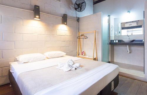 Portal da Ferradura Apartamento | Casa Estilo Industrial em Búzios