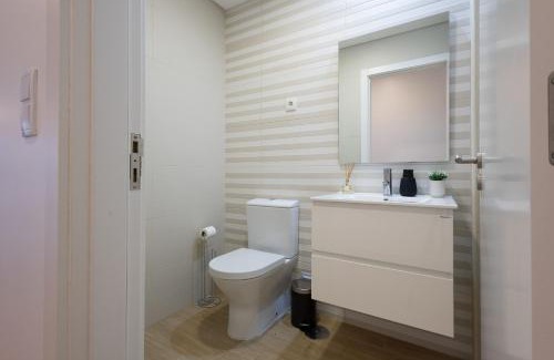 Seixal Casa | Casa Férias com Piscina Aquecida e Suítes Privadas