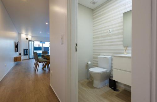 Seixal Casa | Casa Férias com Piscina Aquecida e Suítes Privadas