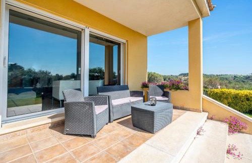 Canovelles Casa | Casa familiar con piscina