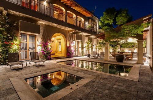 Atascadero Villa | Casa Faroles, Designer 7BR Villa with Pool, Jacuzzi & Full Staff