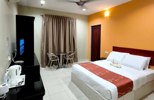 Puerto Princesa City Centre Hotel | Casa Felicisima Inn