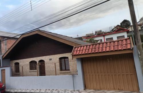Vila Albertina Casa | Casa Florânia, Campos do Jordão