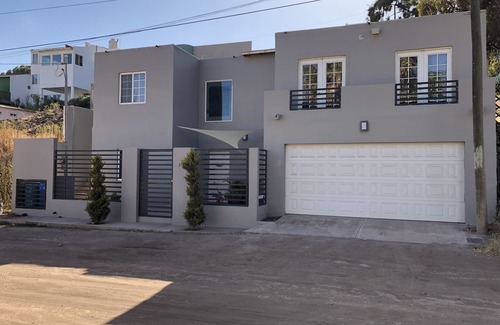 Ensenada Casa | Casa Flores & Flores