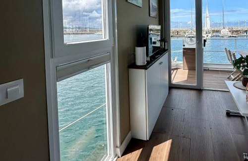 Cimadevilla Alquiler De Eote | Casa Flotante Gijón