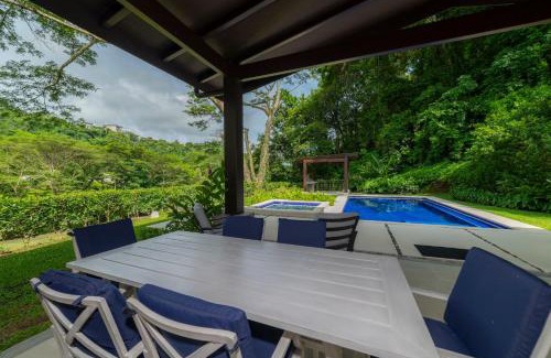 Jacó Villa | Casa Forest 4 bdrs private pool in Los Suenos