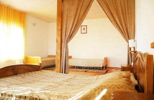 Targu Secuiesc Casa | Casa Fortyogo