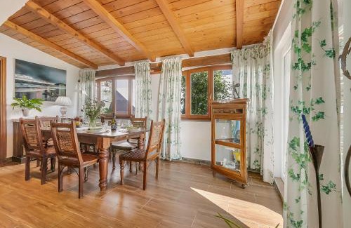 Montemarcello Apartamento | Casa Fra Gli Ulivi Apartments with Shared Pool