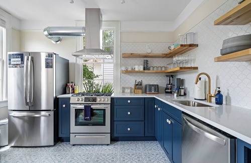 Radcliffeborough Casa | Casa Fuego - Suite B | Private Porch