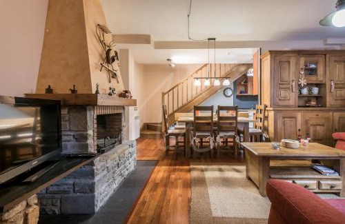 Bossost Chalet De Esquí | Casa Garona by SeaMount Rentals