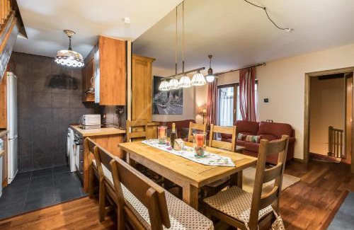 Bossost Chalet De Esquí | Casa Garona by SeaMount Rentals