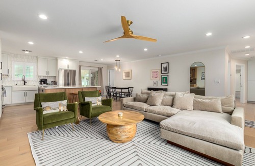 Peters View Casa | Casa Gia- Quiet Luxury Biltmore Area- Heated Pool