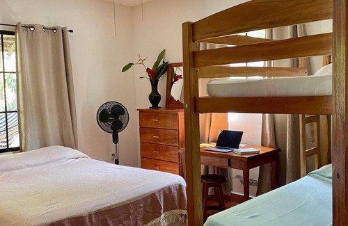 Boaco Cama Y Desayuno | Casa Girasol Hospedaje y Tours