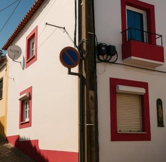 Santiago do Cacem Casa | Casa Girassol