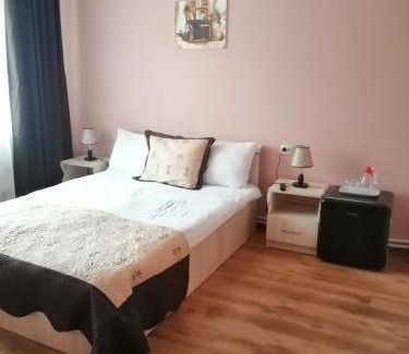Neagra Sarului Casa | Casa Gramy